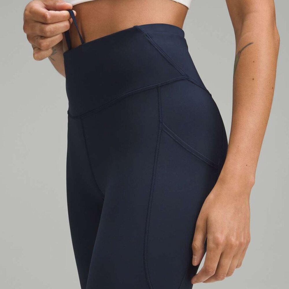 Lululemon Fast and Free High-Rise Tight - Picture 3 of 6